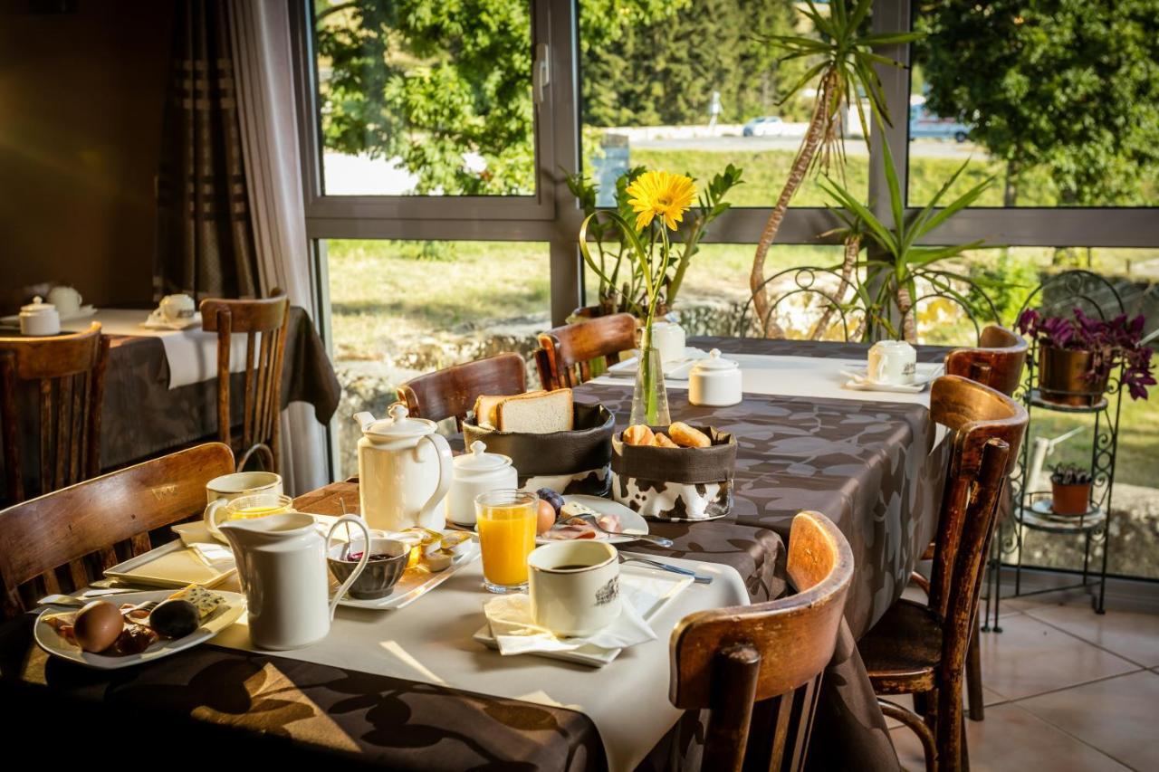 Hotel Restaurant De La Poste Et La Grange Detente, Espace Bien-Etre Chateauneuf-de-Randon Екстер'єр фото