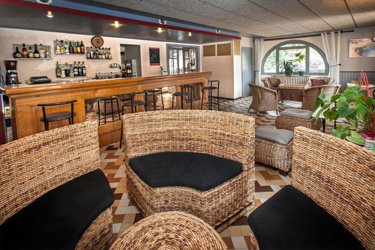 Hotel Restaurant De La Poste Et La Grange Detente, Espace Bien-Etre Chateauneuf-de-Randon Екстер'єр фото