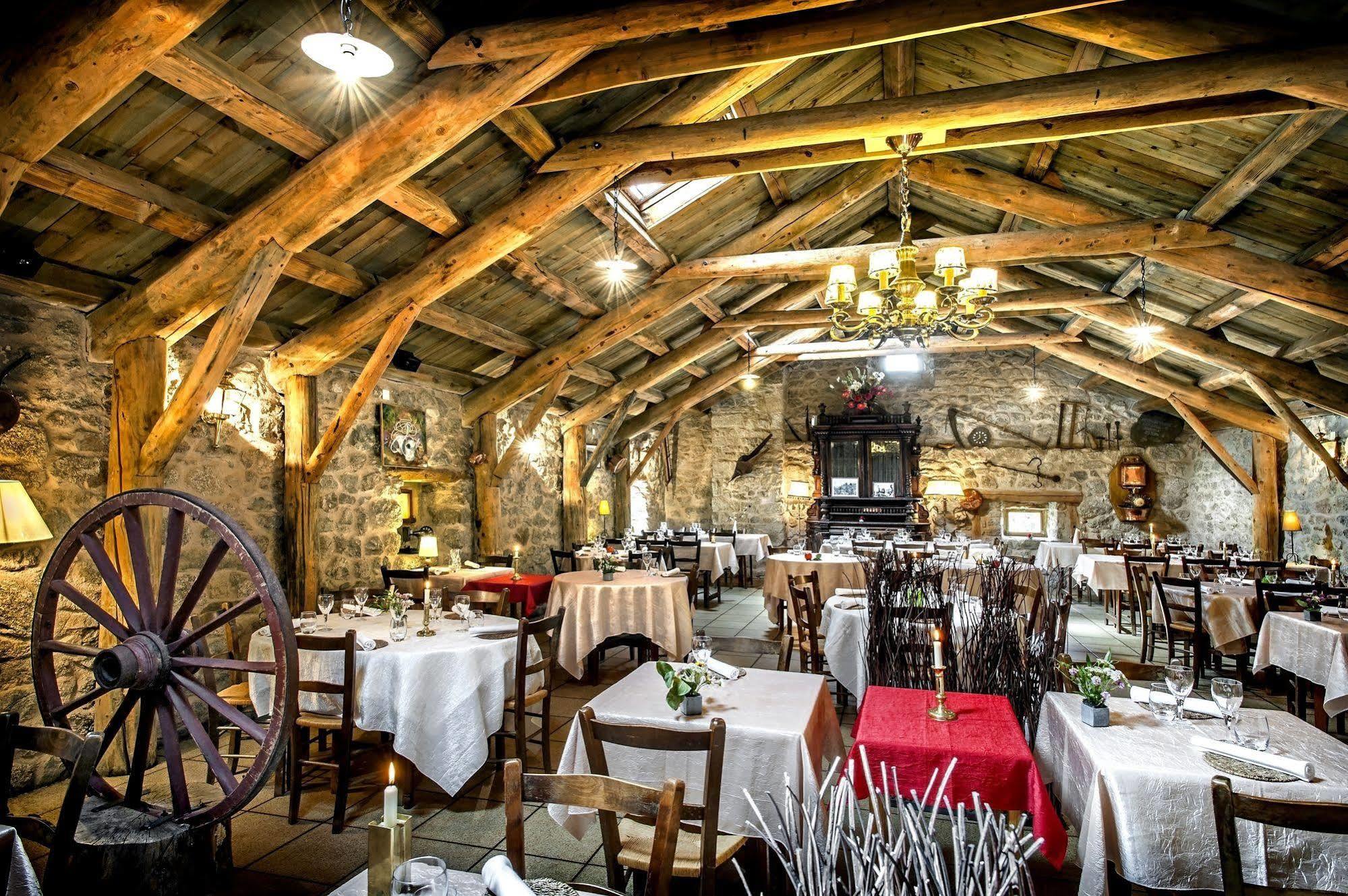 Hotel Restaurant De La Poste Et La Grange Detente, Espace Bien-Etre Chateauneuf-de-Randon Екстер'єр фото